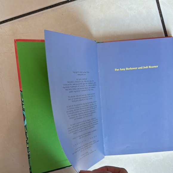 Captain Underpants Full Color Book - Picture 4 of 5